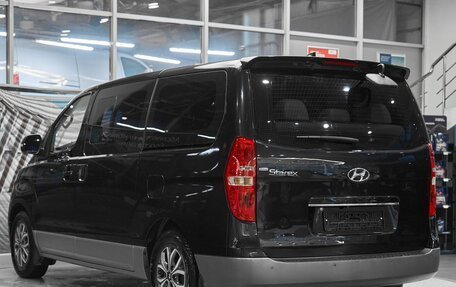 Hyundai Grand Starex Grand Starex I рестайлинг 2, 2018 год, 2 549 000 рублей, 4 фотография
