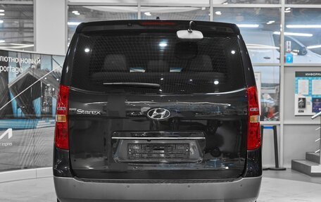 Hyundai Grand Starex Grand Starex I рестайлинг 2, 2018 год, 2 549 000 рублей, 5 фотография