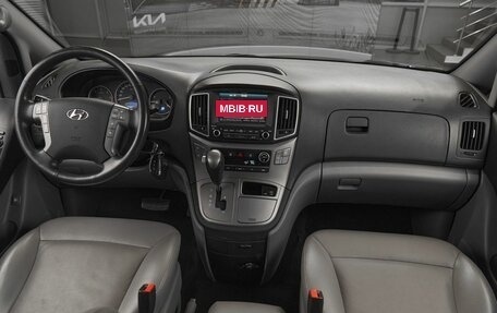 Hyundai Grand Starex Grand Starex I рестайлинг 2, 2018 год, 2 549 000 рублей, 9 фотография
