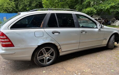 Mercedes-Benz C-Класс, 2004 год, 400 000 рублей, 4 фотография