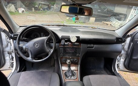 Mercedes-Benz C-Класс, 2004 год, 400 000 рублей, 7 фотография