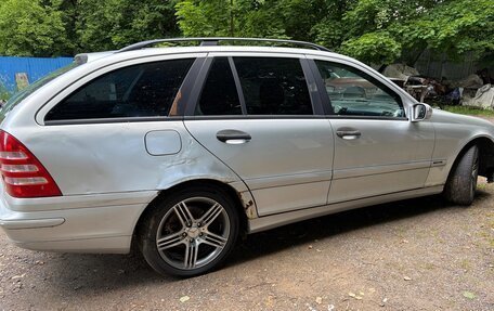Mercedes-Benz C-Класс, 2004 год, 400 000 рублей, 9 фотография