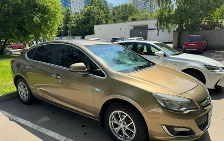 Opel Astra J, 2013 год, 720 000 рублей, 4 фотография