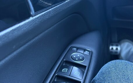 Mercedes-Benz E-Класс, 2010 год, 12 фотография