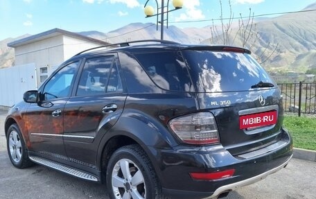 Mercedes-Benz M-Класс, 2008 год, 700 000 рублей, 2 фотография