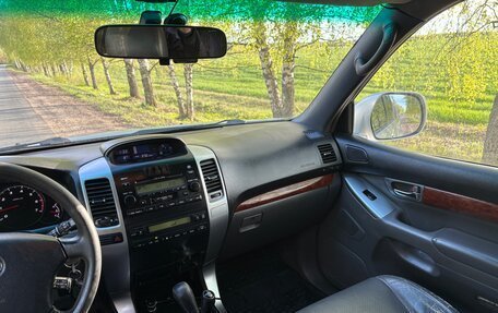 Toyota Land Cruiser Prado 120 рестайлинг, 2004 год, 1 230 000 рублей, 11 фотография