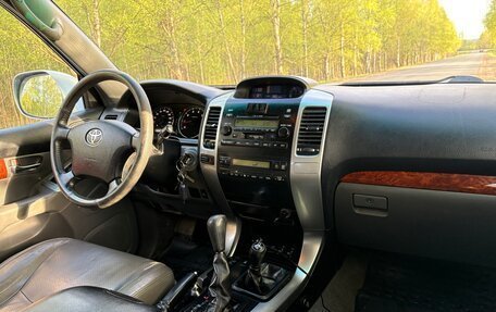 Toyota Land Cruiser Prado 120 рестайлинг, 2004 год, 1 230 000 рублей, 8 фотография