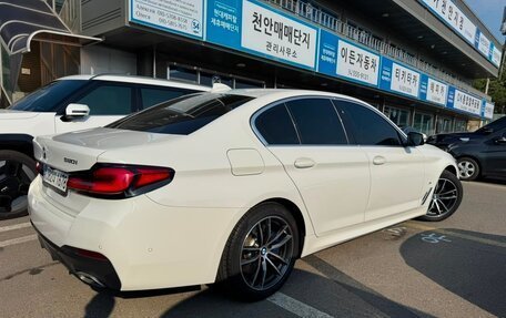 BMW 5 серия, 2023 год, 4 750 000 рублей, 15 фотография