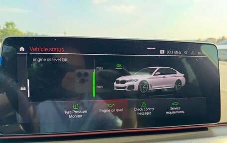 BMW 5 серия, 2023 год, 4 750 000 рублей, 13 фотография