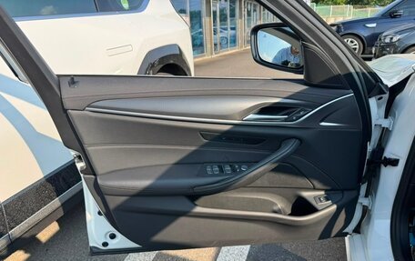 BMW 5 серия, 2023 год, 4 750 000 рублей, 24 фотография