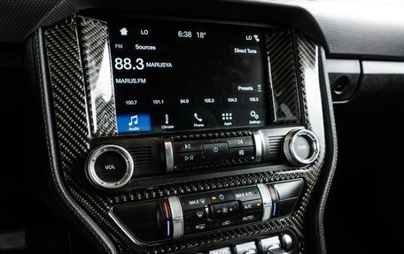 Ford Mustang VI рестайлинг, 2018 год, 2 699 000 рублей, 16 фотография