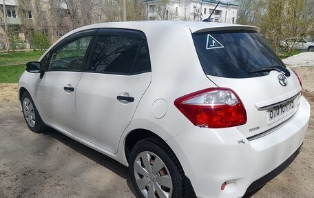 Toyota Auris II, 2011 год, 850 000 рублей, 4 фотография
