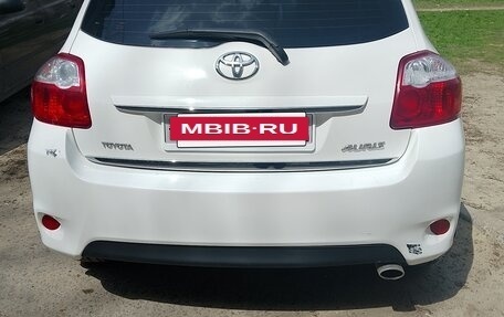 Toyota Auris II, 2011 год, 850 000 рублей, 6 фотография