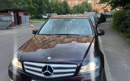 Mercedes-Benz C-Класс, 2011 год, 1 700 000 рублей, 2 фотография