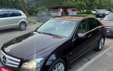 Mercedes-Benz C-Класс, 2011 год, 1 700 000 рублей, 4 фотография