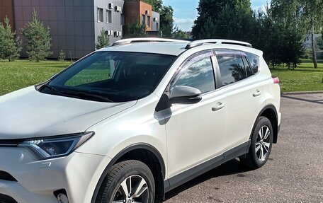 Toyota RAV4, 2017 год, 2 230 000 рублей, 3 фотография