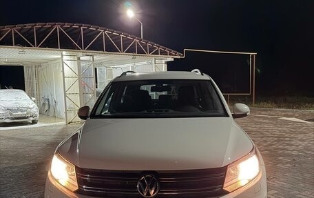 Volkswagen Tiguan I, 2015 год, 1 550 000 рублей, 4 фотография