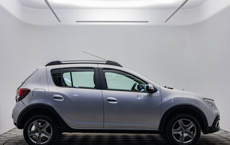 Renault Sandero II рестайлинг, 2019 год, 795 000 рублей, 4 фотография