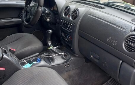 Jeep Cherokee, 2004 год, 660 000 рублей, 11 фотография