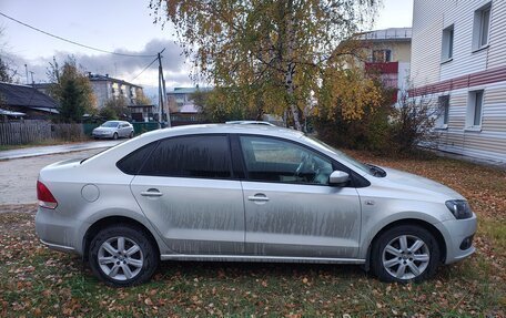Volkswagen Polo VI (EU Market), 2012 год, 740 000 рублей, 3 фотография