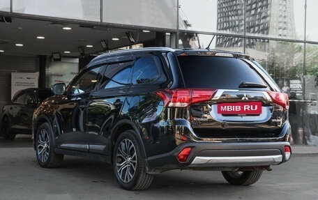 Mitsubishi Outlander III рестайлинг 3, 2016 год, 1 450 000 рублей, 7 фотография