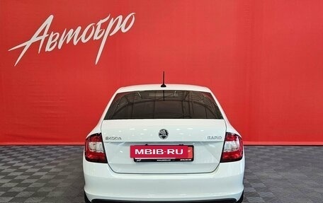 Skoda Rapid I, 2018 год, 1 300 000 рублей, 4 фотография
