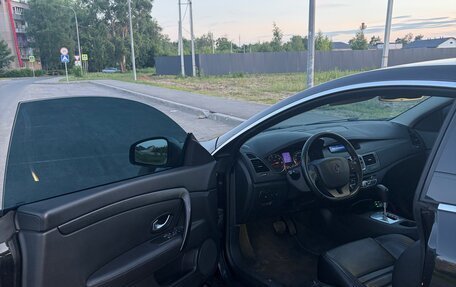 Renault Laguna III рестайлинг, 2009 год, 1 000 000 рублей, 9 фотография