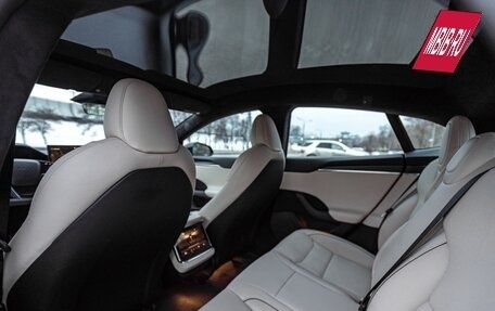 Tesla Model S I, 2022 год, 10 000 000 рублей, 7 фотография