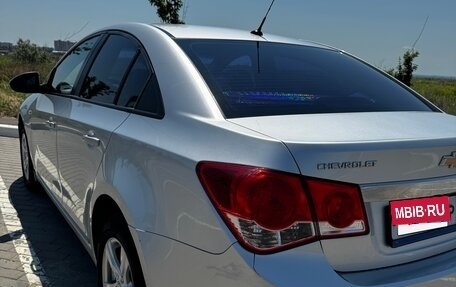 Chevrolet Cruze II, 2011 год, 935 000 рублей, 3 фотография