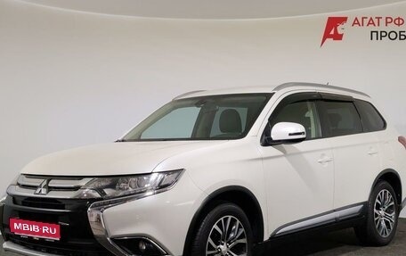 Mitsubishi Outlander III рестайлинг 3, 2015 год, 1 790 000 рублей, 1 фотография
