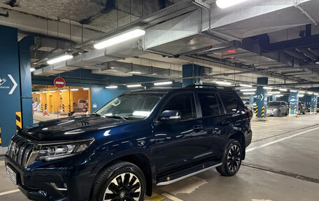 Toyota Land Cruiser Prado 150 рестайлинг 2, 2019 год, 4 700 000 рублей, 3 фотография