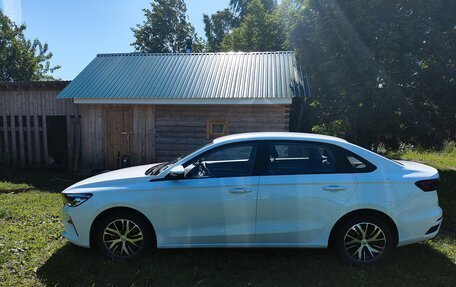 Geely Emgrand, 2024 год, 1 650 000 рублей, 4 фотография