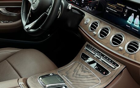 Mercedes-Benz E-Класс, 2021 год, 5 890 000 рублей, 18 фотография
