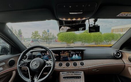 Mercedes-Benz E-Класс, 2021 год, 5 890 000 рублей, 26 фотография