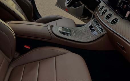 Mercedes-Benz E-Класс, 2021 год, 5 890 000 рублей, 31 фотография