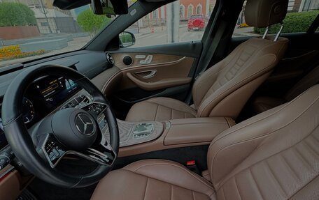 Mercedes-Benz E-Класс, 2021 год, 5 890 000 рублей, 37 фотография