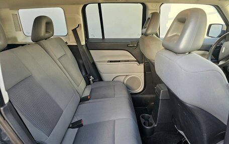 Jeep Liberty (Patriot), 2007 год, 750 000 рублей, 12 фотография