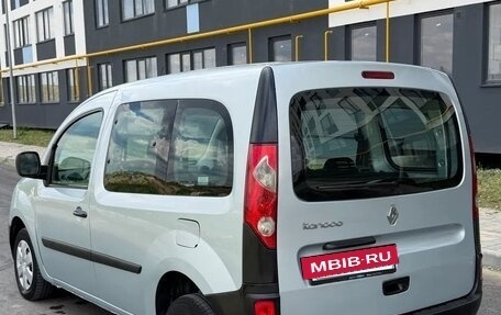 Renault Kangoo II рестайлинг, 2010 год, 630 000 рублей, 5 фотография