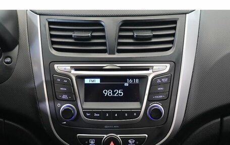 Hyundai Solaris II рестайлинг, 2016 год, 752 000 рублей, 10 фотография