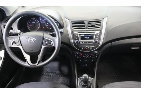 Hyundai Solaris II рестайлинг, 2016 год, 752 000 рублей, 9 фотография