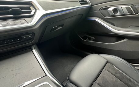 BMW 3 серия, 2020 год, 3 888 000 рублей, 18 фотография