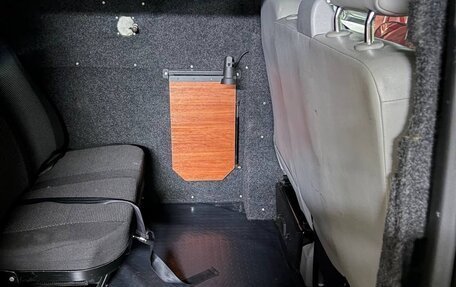 Volkswagen Transporter T5 рестайлинг, 2012 год, 6 700 000 рублей, 11 фотография