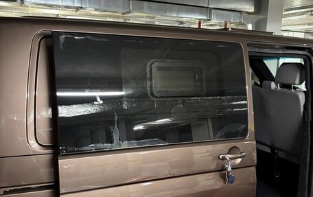 Volkswagen Transporter T5 рестайлинг, 2012 год, 6 700 000 рублей, 10 фотография