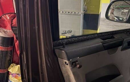 Volkswagen Transporter T5 рестайлинг, 2012 год, 6 700 000 рублей, 7 фотография