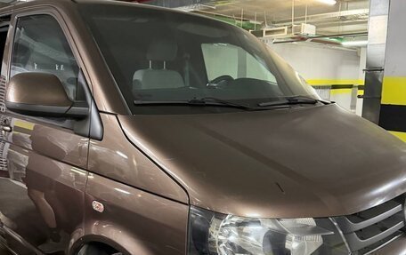 Volkswagen Transporter T5 рестайлинг, 2012 год, 6 700 000 рублей, 3 фотография