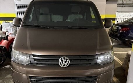 Volkswagen Transporter T5 рестайлинг, 2012 год, 6 700 000 рублей, 2 фотография