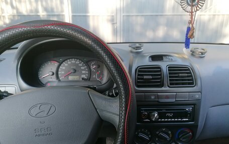 Hyundai Accent II, 2004 год, 280 000 рублей, 5 фотография