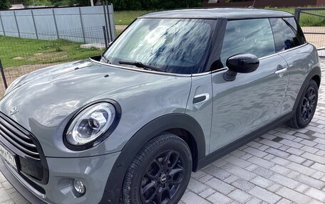 MINI Hatch, 2021 год, 2 750 000 рублей, 9 фотография