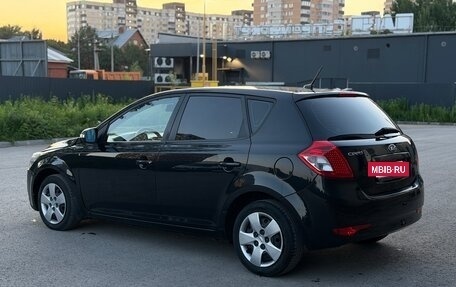 KIA cee'd I рестайлинг, 2011 год, 579 000 рублей, 7 фотография