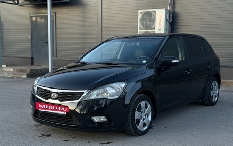 KIA cee'd I рестайлинг, 2011 год, 579 000 рублей, 3 фотография